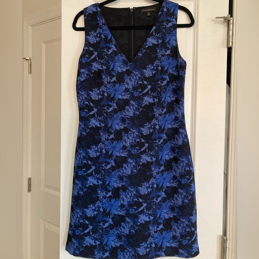 Banana Republic Navy and Blue Floral Midi Dress